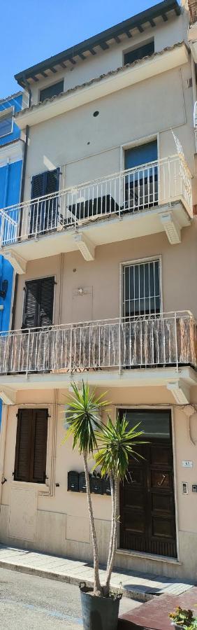 Da Ale - In Centro A San Benedetto Apartman San Benedetto del Tronto Kültér fotó
